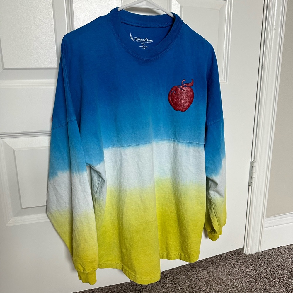 Snow White Disney world spirit jersey xs